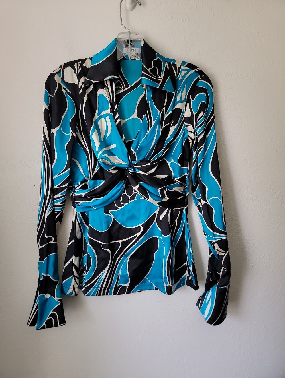 Cache Blue Black and White Twist-Front Long Sleeve Blouse - Picture 10 of 11